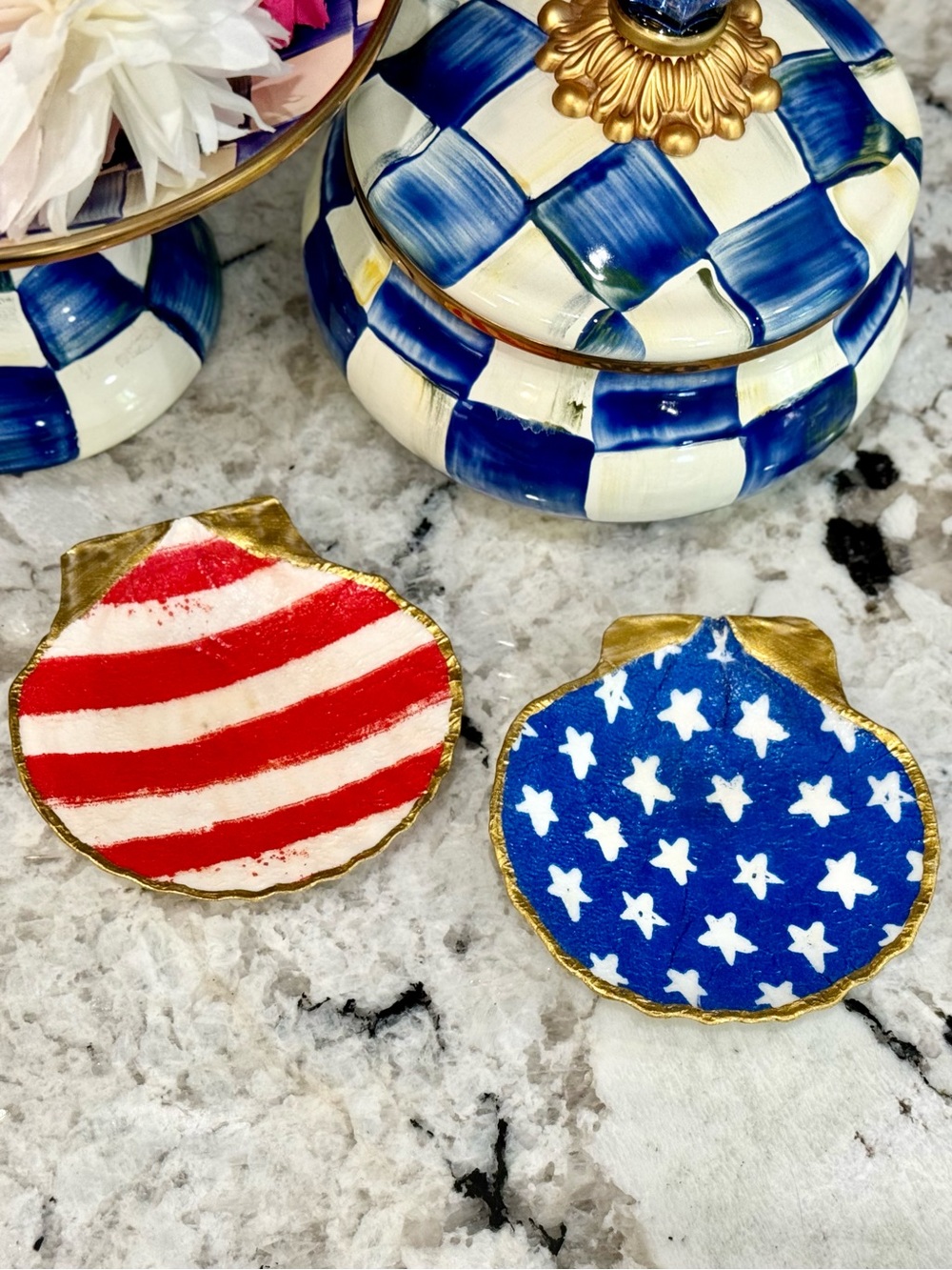 Hand Crafted Clam Shell Spice or Salt and Pepper Trivet Dishes
